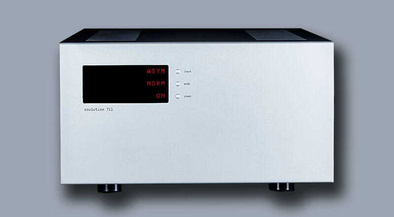 711 Stereo Amplifier