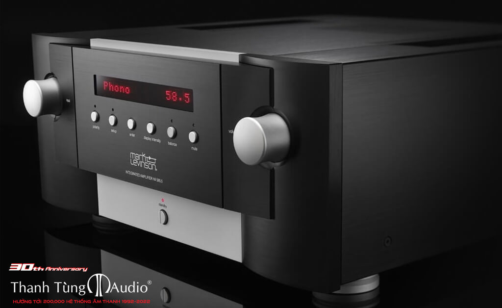 Mark Levinson Nº585.5 và người tiền nhiệm lừng danh Nº585